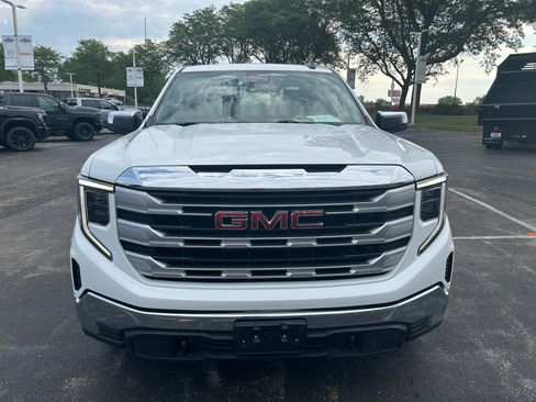 Used 2024 GMC Sierra 1500 SLE AWD/4WD image 2