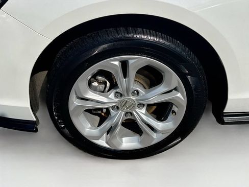 Used 2023 Honda Accord LX image 32