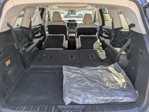 Used 2019 Subaru Ascent Limited AWD/4WD image 12