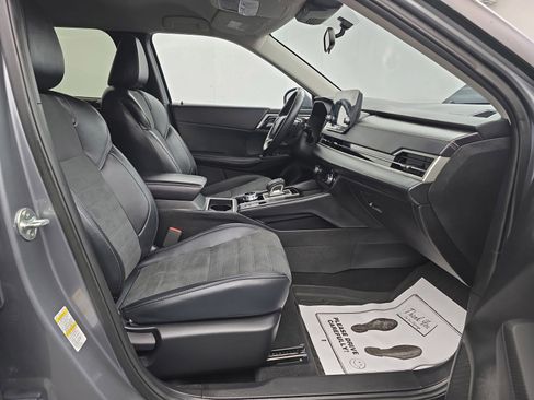 Used 2024 Mitsubishi Outlander SE FWD image 40