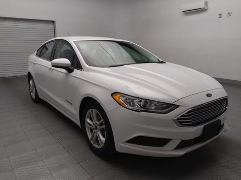 Used 2018 Ford Fusion S image 13