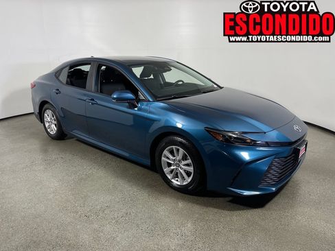 Used 2025 Toyota Camry LE FWD image 1