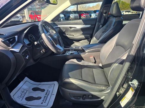 Used 2021 INFINITI QX50 Essential w/ Convenience Package image 10