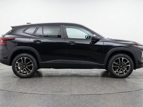 Used 2025 Chevrolet TrailBlazer LT AWD/4WD image 11