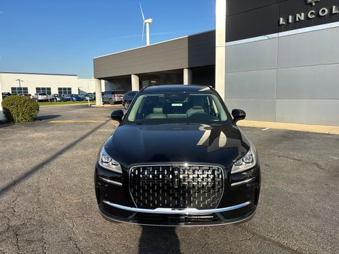 New 2026 Lincoln Corsair Reserve image 2