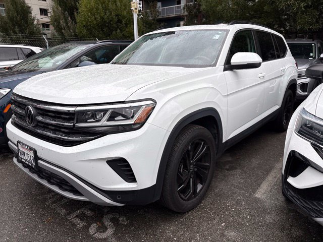 Certified 2023 Volkswagen Atlas SE w/ Panoramic Sunroof Package AWD/4WD image 2