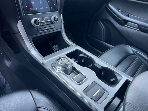 Certified 2022 Ford Edge SEL w/ Convenience Package image 25