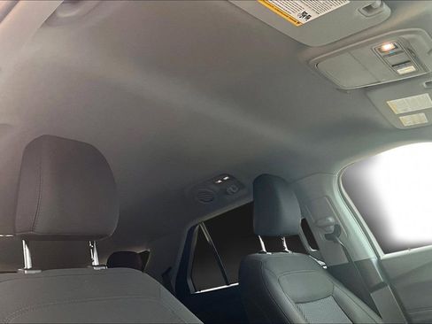 Used 2023 Ford Explorer XLT AWD/4WD image 27