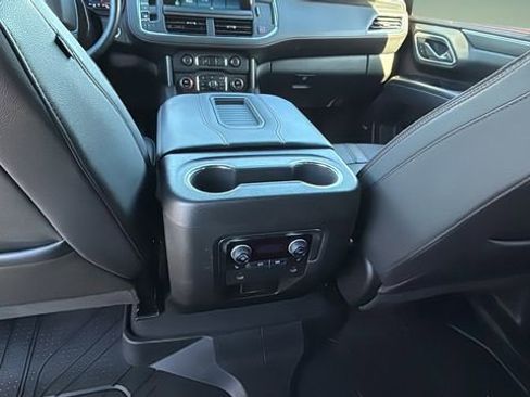 Used 2023 Chevrolet Suburban RST w/ Sport Performance Package image 21