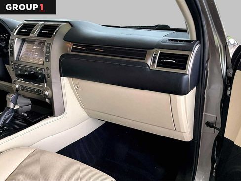 Used 2021 Lexus GX 460 Premium AWD/4WD image 16