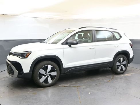 Used 2025 Volkswagen Taos S image 2