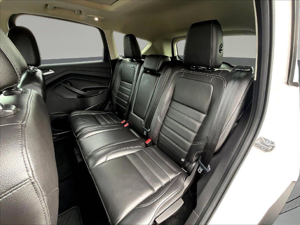 Used 2017 Ford Escape Titanium AWD/4WD image 25