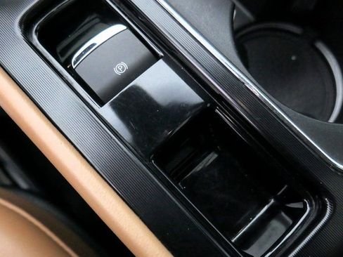 Used 2020 Lincoln Corsair Reserve w/ Equipment Group 201A image 50