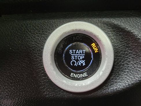 Used 2016 RAM 1500 Limited RWD image 49