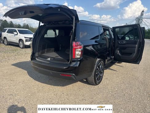 Used 2021 Chevrolet Suburban RST AWD/4WD image 59