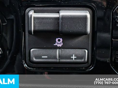 Used 2025 GMC Sierra 1500 SLT AWD/4WD image 44