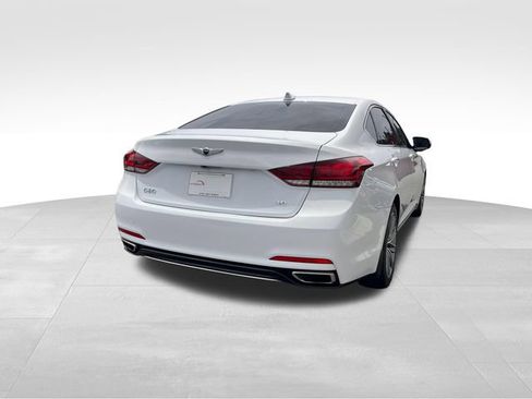 Used 2018 Genesis G80 3.8 RWD image 5