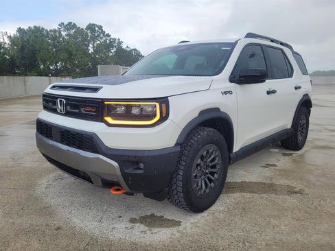 Certified 2026 Honda Passport TrailSport image 3