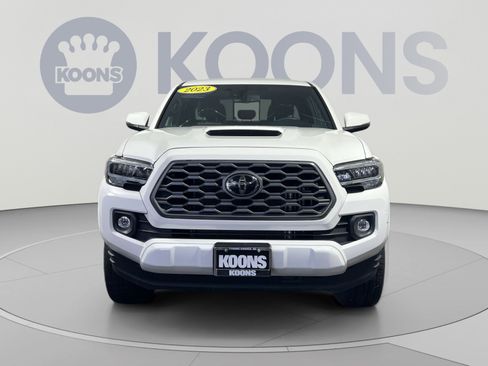 Used 2023 Toyota Tacoma TRD Sport w/ Black Out Package (TMS) AWD/4WD image 11