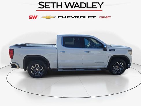 New 2026 GMC Sierra 1500 SLT w/ SLT Premium Package image 4
