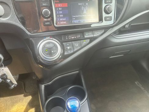 Used 2016 Toyota Prius C One FWD image 27