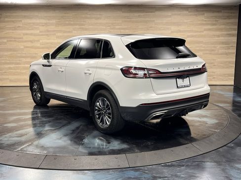 Used 2022 Lincoln Nautilus Reserve w/ Luxury Package image 23