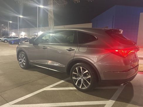 Used 2023 Acura MDX FWD w/ Technology Package image 4