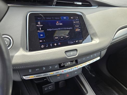 Used 2023 Cadillac XT4 Premium Luxury image 21