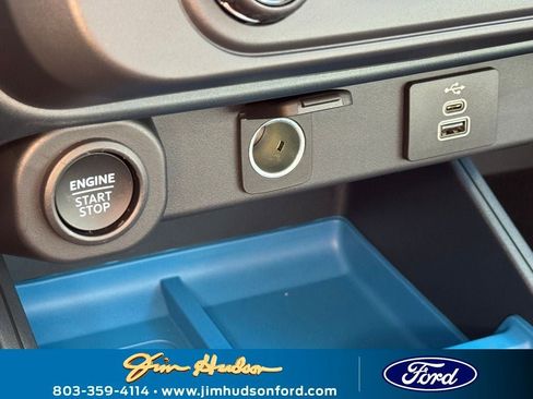 New 2025 Ford Maverick XLT w/ XLT Luxury Package image 29