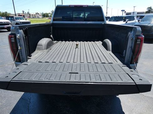 Certified 2024 GMC Sierra 2500 AT4 w/ AT4 Premium Plus Package AWD/4WD image 18