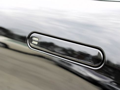 Used 2012 Aston Martin Rapide image 11