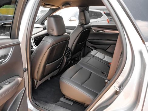 Used 2023 Cadillac XT5 Luxury image 47