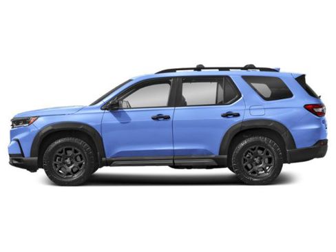 Used 2024 Honda Pilot TrailSport image 3