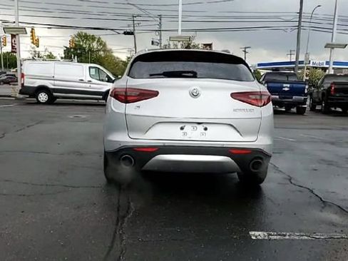 Used 2018 Alfa Romeo Stelvio Ti AWD/4WD image 7