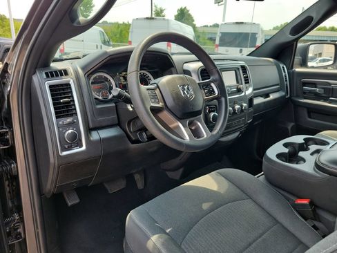 Used 2024 RAM 1500 Warlock AWD/4WD image 18