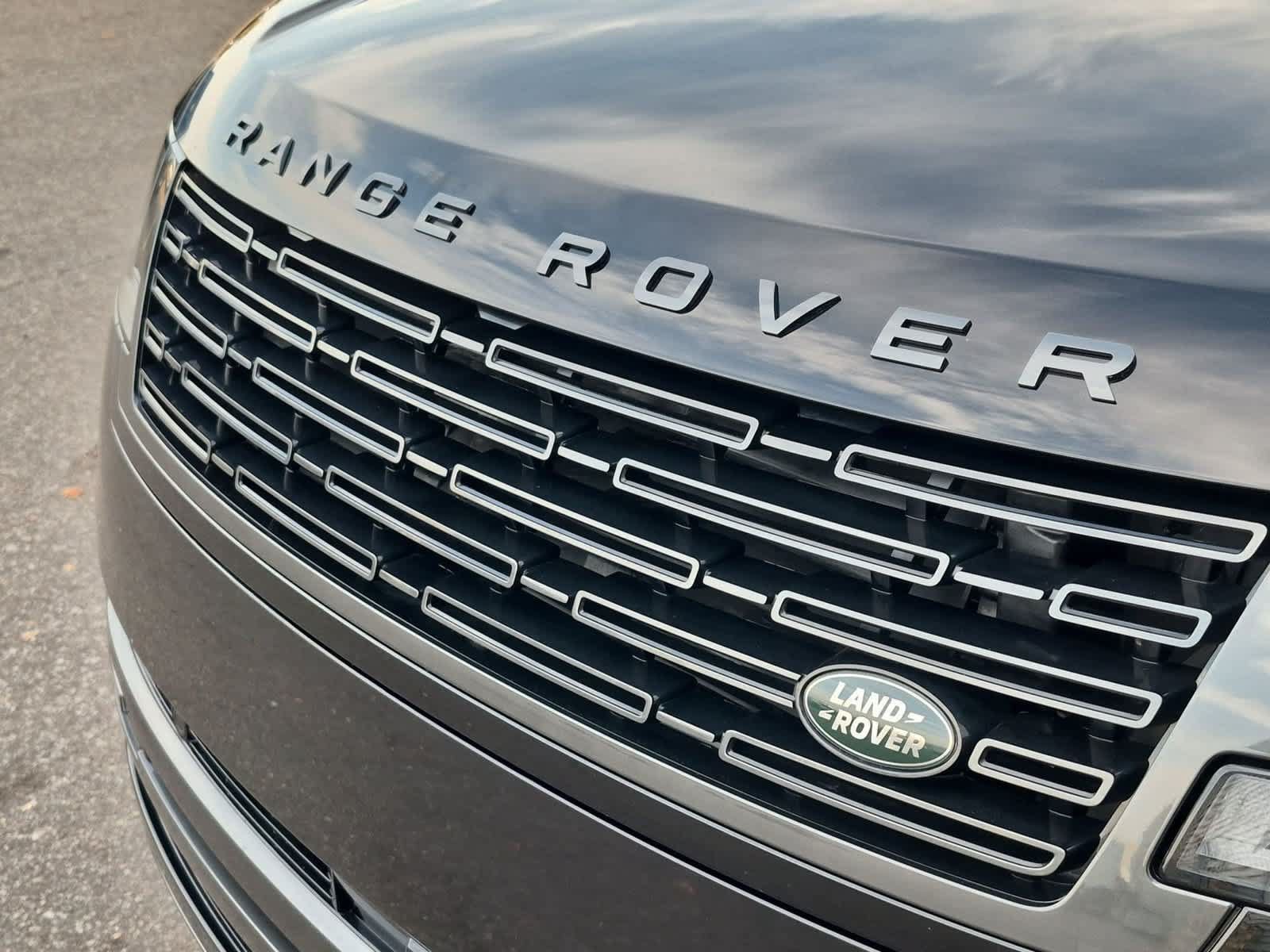 Used 2023 Land Rover Range Rover SE AWD/4WD image 12