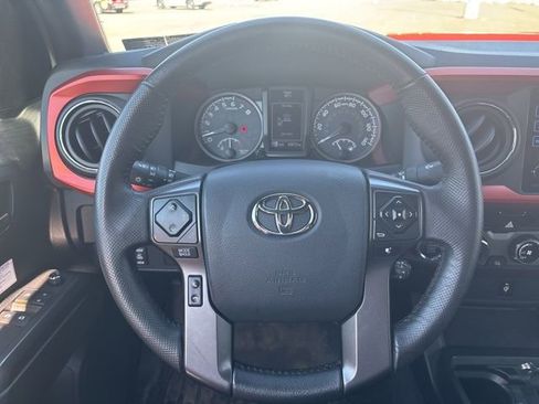Used 2017 Toyota Tacoma TRD Off-Road w/ Tow Package image 20