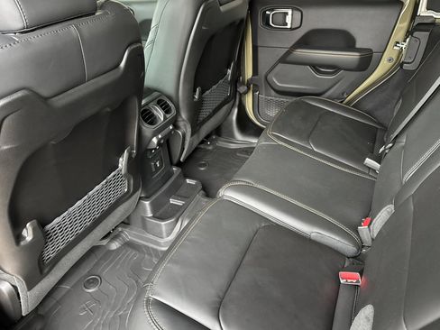 New 2025 Jeep Wrangler Unlimited Rubicon 392 image 11