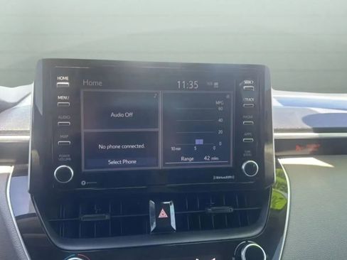 Used 2021 Toyota Corolla LE w/ Carpet Mat Package (TMS) FWD image 17