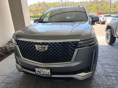 Used 2022 Cadillac Escalade Premium Luxury RWD image 1