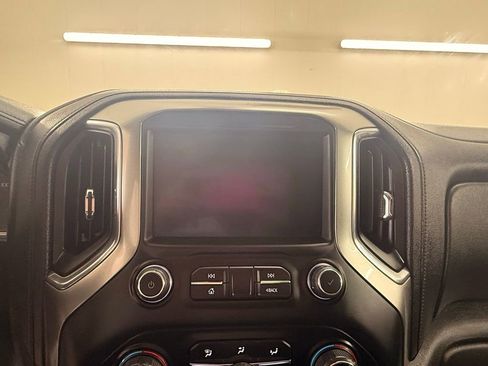 Used 2019 Chevrolet Silverado 1500 LTZ w/ Safety Package AWD/4WD image 10