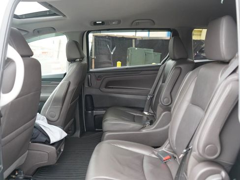 Used 2019 Honda Odyssey EX-L image 16
