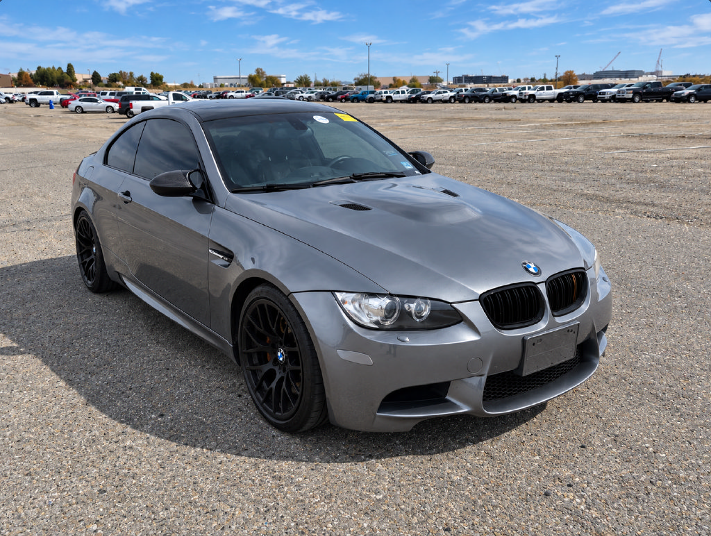 Used 2011 BMW M3 Coupe RWD image 2