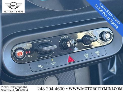 Certified 2025 MINI Cooper 2-Door Hardtop image 30