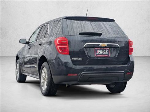 Used 2017 Chevrolet Equinox LS image 5