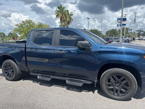 Used 2023 Chevrolet Silverado 1500 Custom w/ LPO, Dark Essentials Package RWD image 4