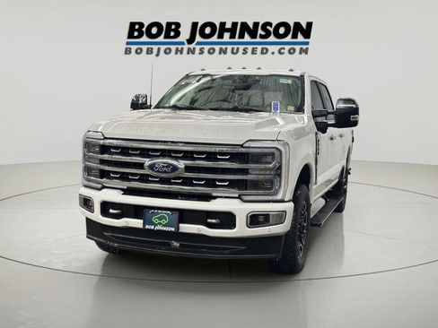 Used 2023 Ford F250 Platinum image 5