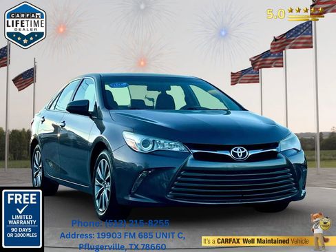 Used 2017 Toyota Camry XLE image 1