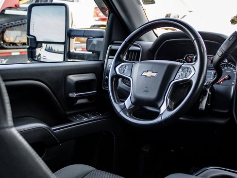 Used 2016 Chevrolet Silverado 1500 LT w/ All Star Edition image 34