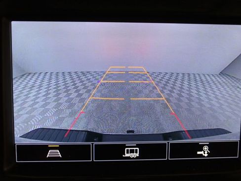 Used 2021 Chevrolet Silverado 2500 LTZ w/ LTZ Convenience Package image 4